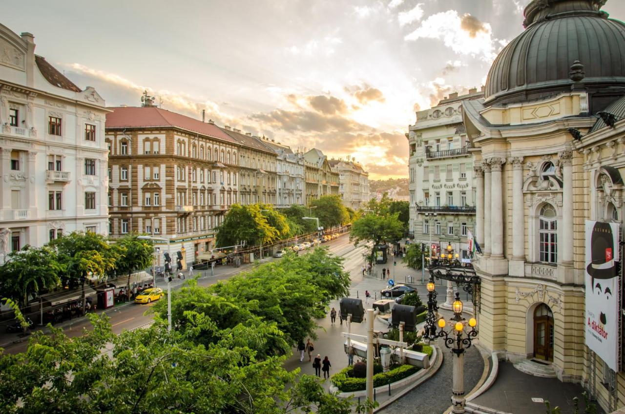 Aparthotel Vigszinhaz Budapest Exterior foto